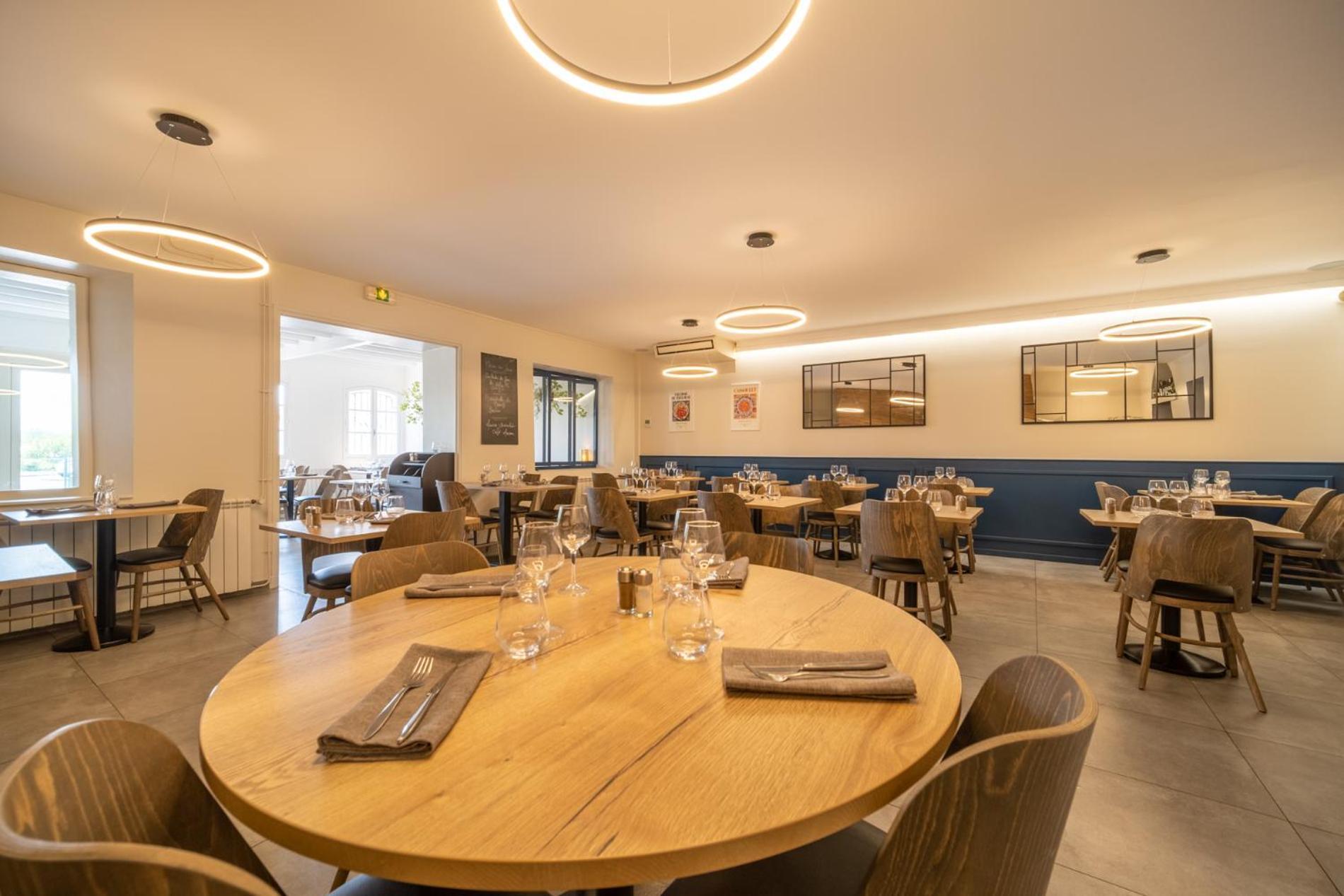 Hotel Restaurant Du Lauragais Logis De France Villefranche-de-Lauragais Eksteriør billede