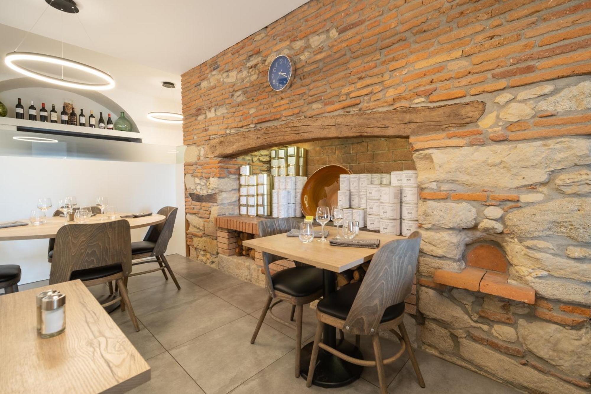 Hotel Restaurant Du Lauragais Logis De France Villefranche-de-Lauragais Eksteriør billede