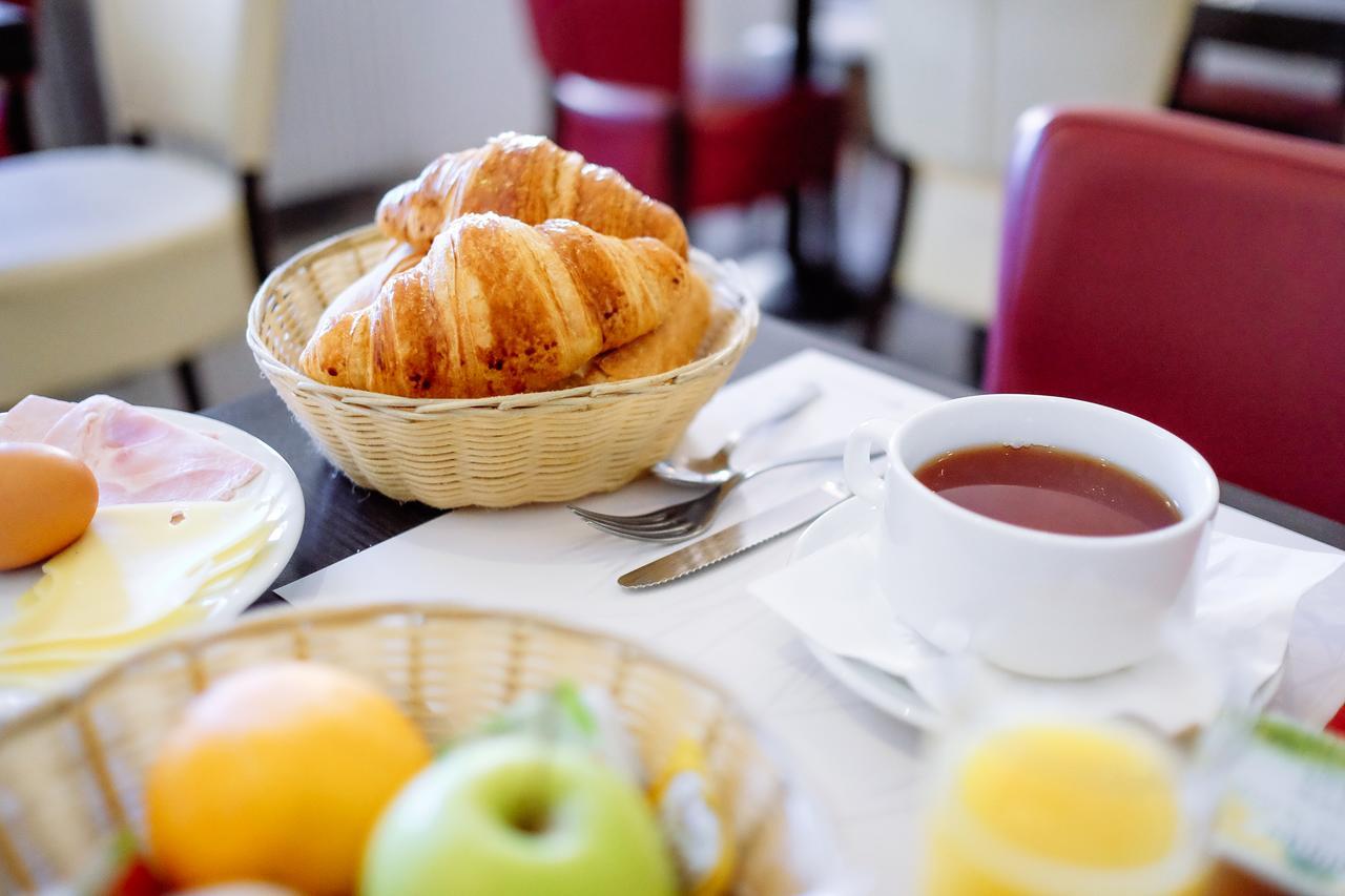 Hotel Restaurant Du Lauragais Logis De France Villefranche-de-Lauragais Eksteriør billede